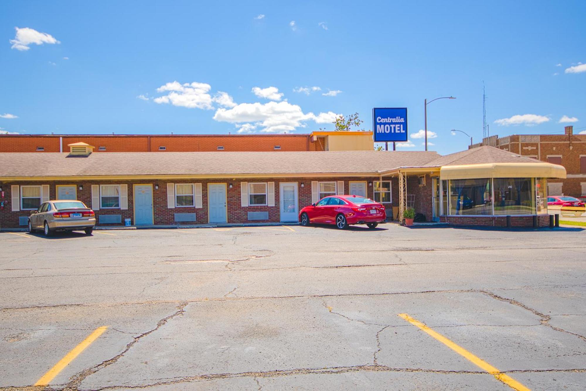 Centralia Motel Near Downtown By Oyo Zewnętrze zdjęcie